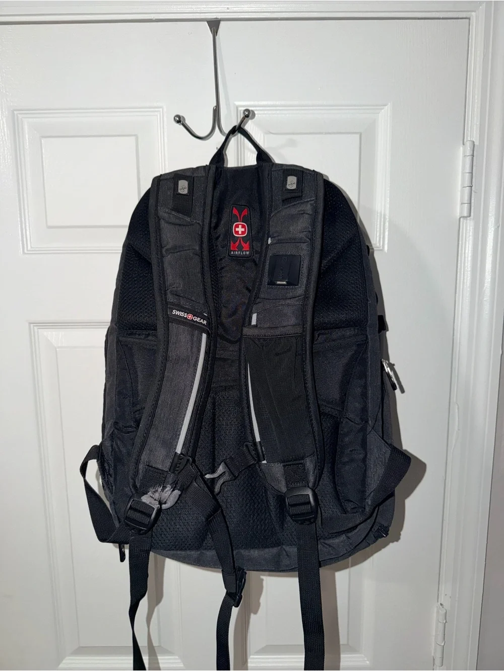 SwissGear ScanSmart TSA Laptop Backpack‎ Black USB